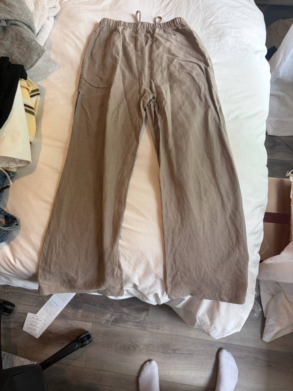 Aritzia Lodge Pants in Powerlinen - Picture 2 of 2